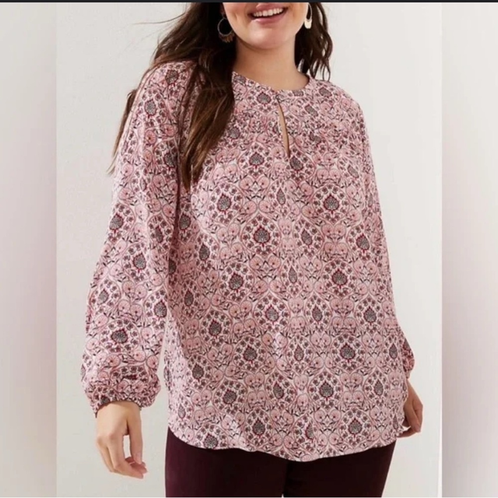LOFT Blush Patterned Keyhole Blouse - image 1